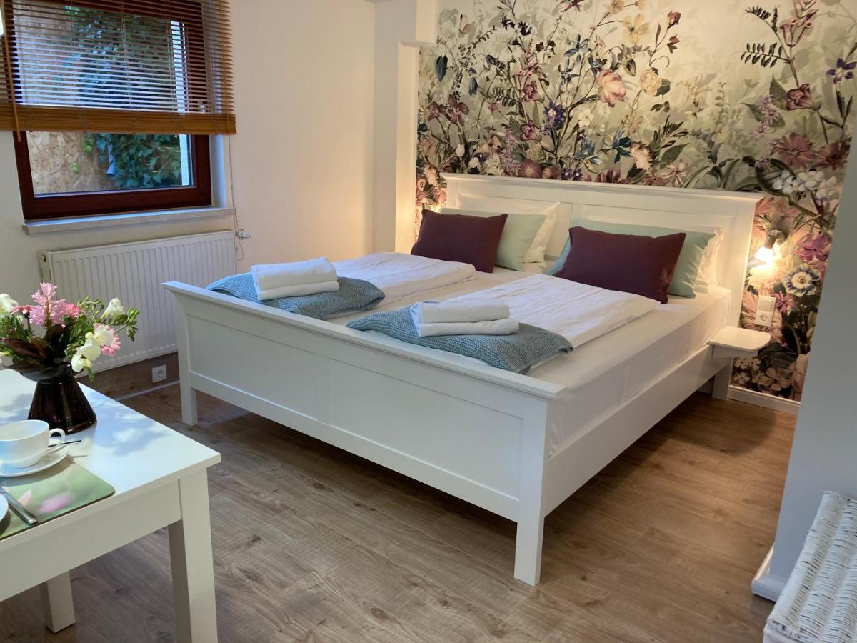 Appartement 2 Garten Bergen Auf Rugen Eksteriør billede